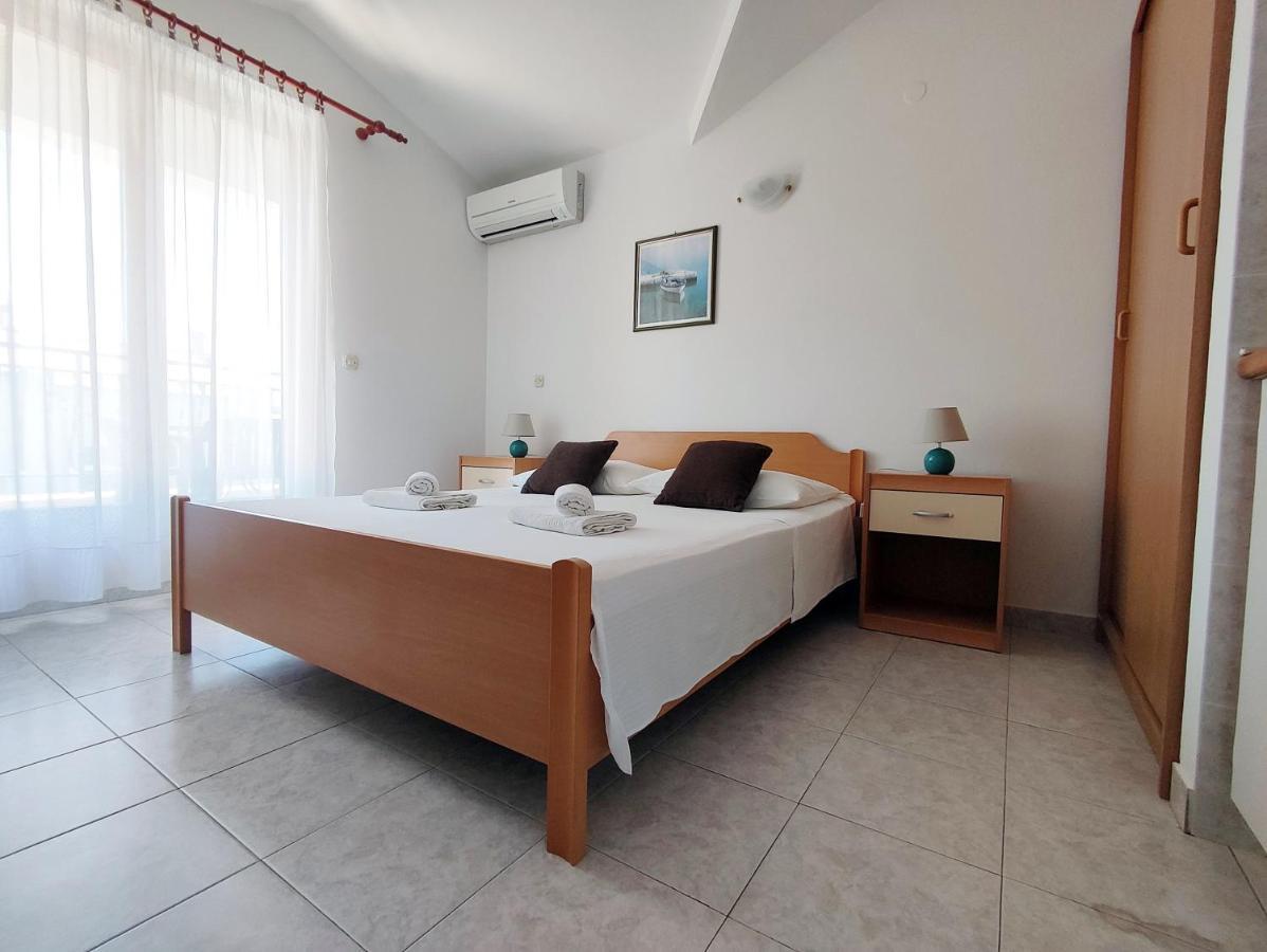 Apartments And Rooms Saric Jadrija Extérieur photo