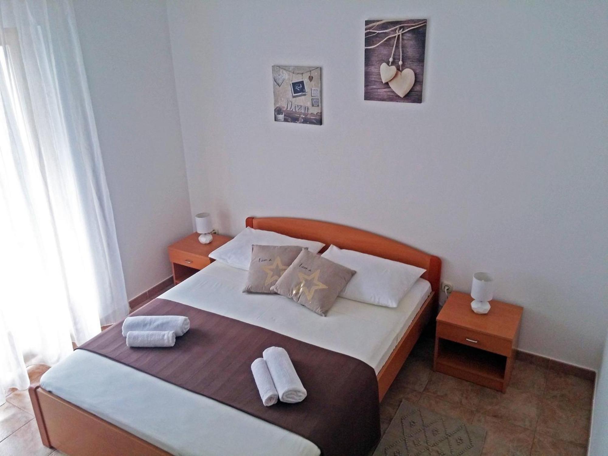 Apartments And Rooms Saric Jadrija Chambre photo