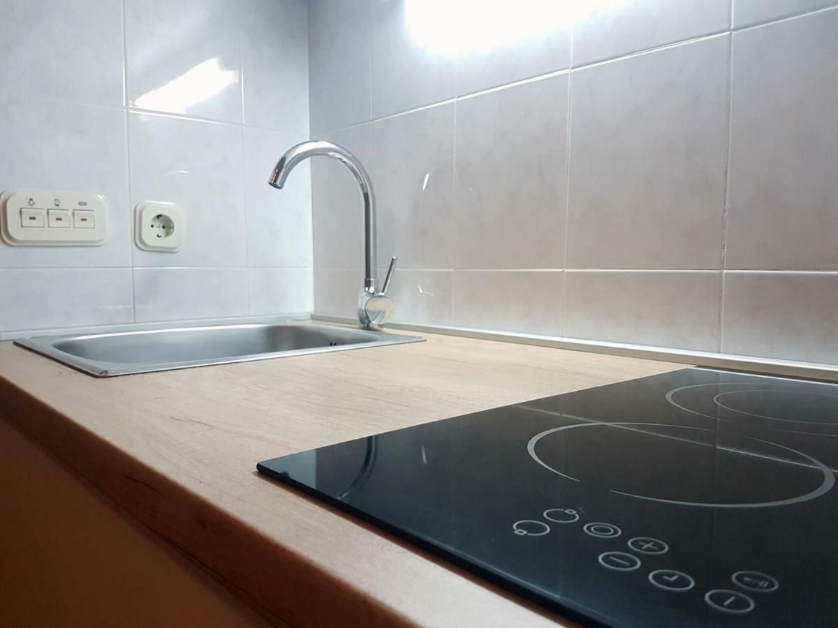 Apartments And Rooms Saric Jadrija Extérieur photo